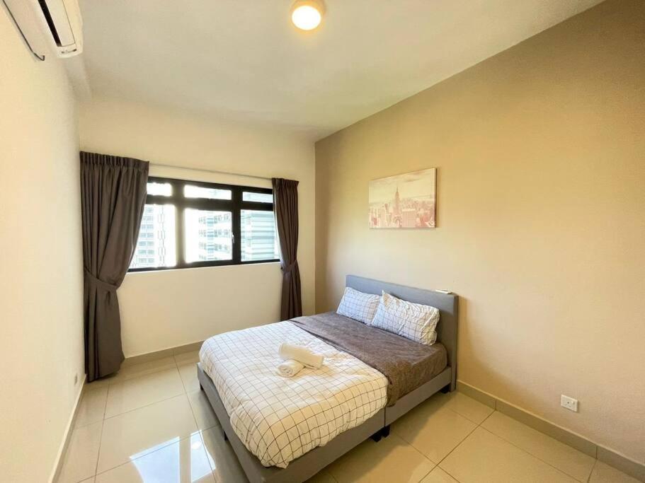 Meridin Medini By Wp Homestay Нусаяя Екстер'єр фото