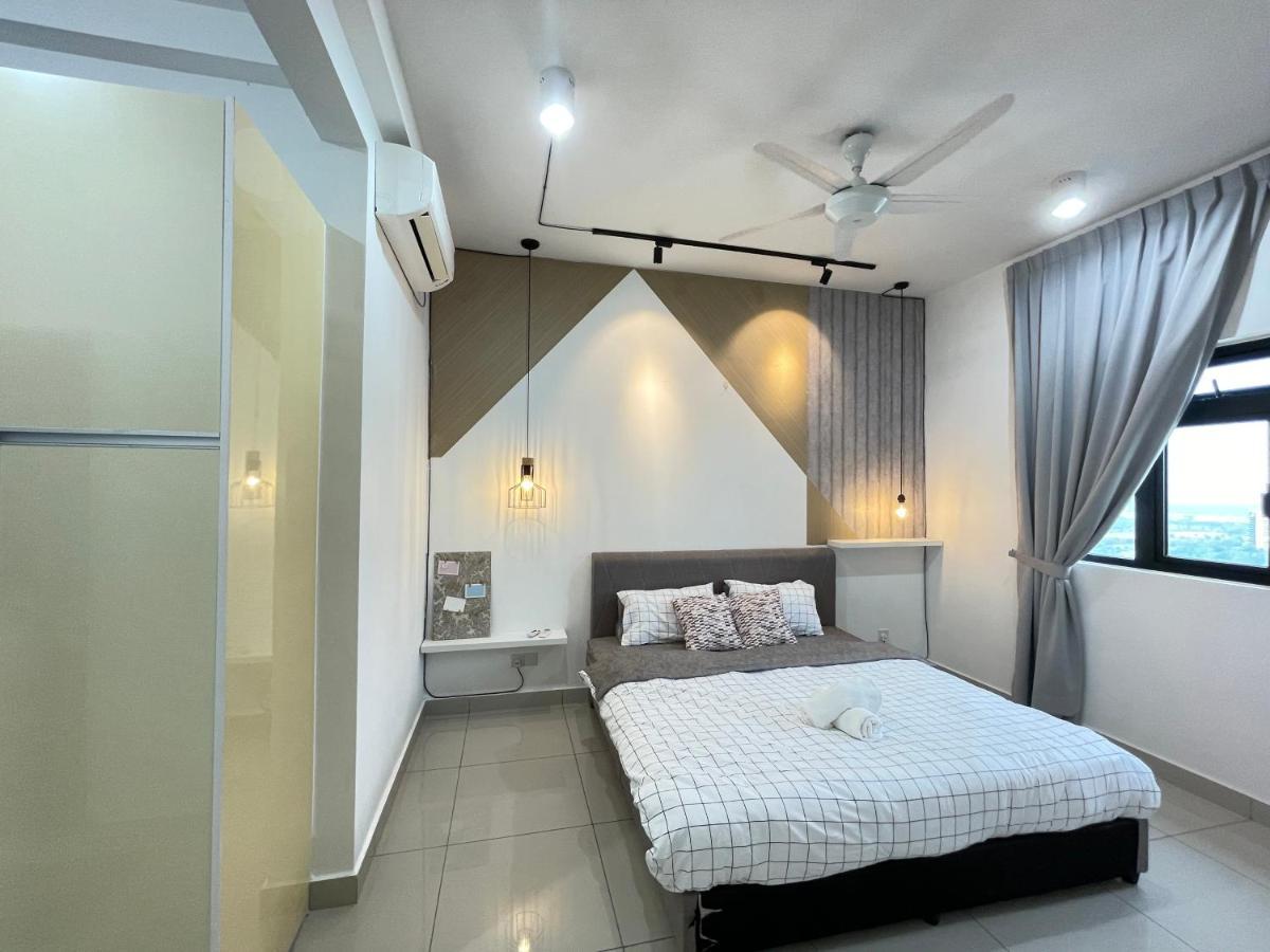 Meridin Medini By Wp Homestay Нусаяя Екстер'єр фото