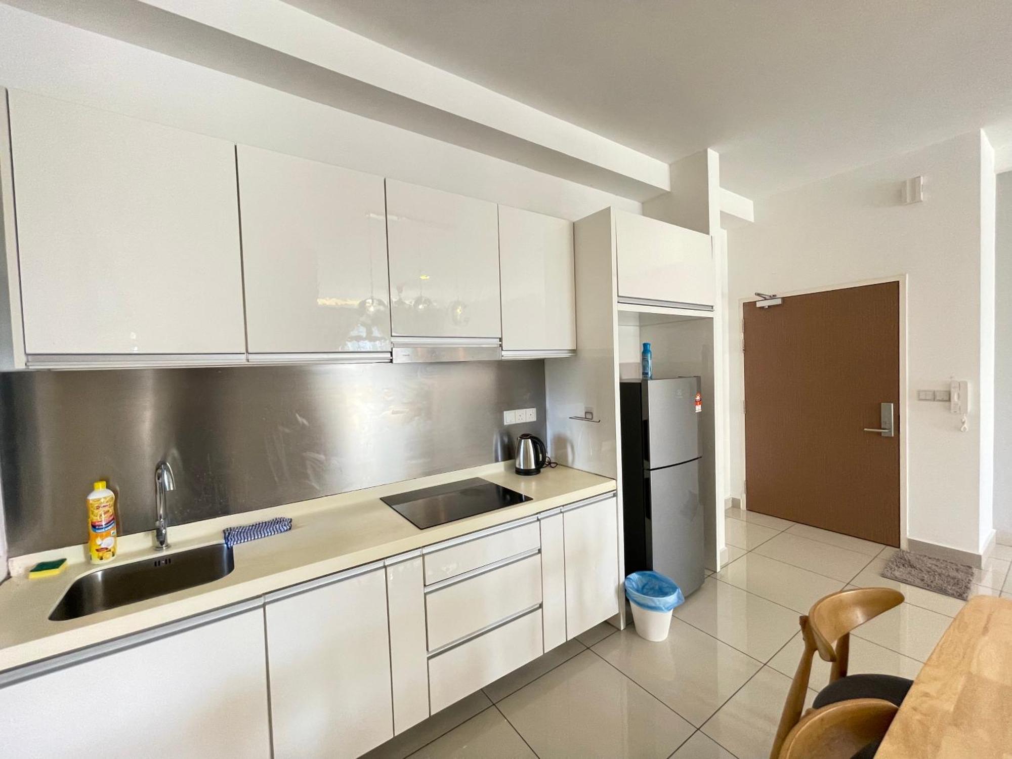 Meridin Medini By Wp Homestay Нусаяя Номер фото