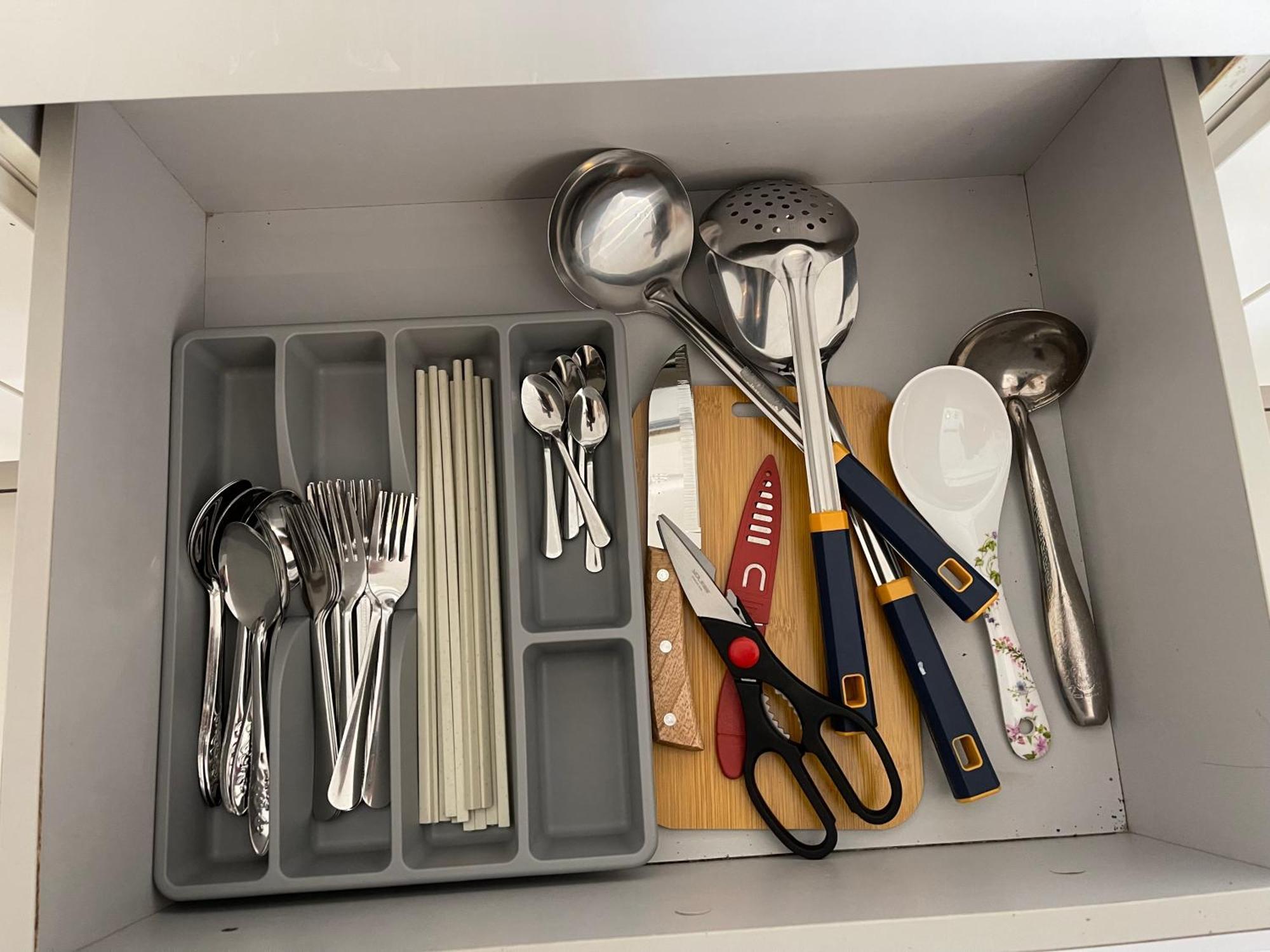 Meridin Medini By Wp Homestay Нусаяя Номер фото